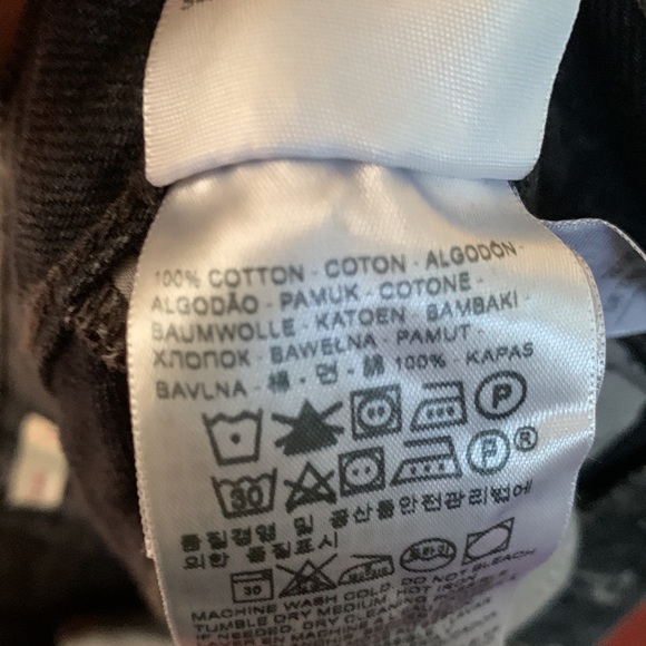 Levi’s button fly Wedgie shorts -black - Picture 4 of 5